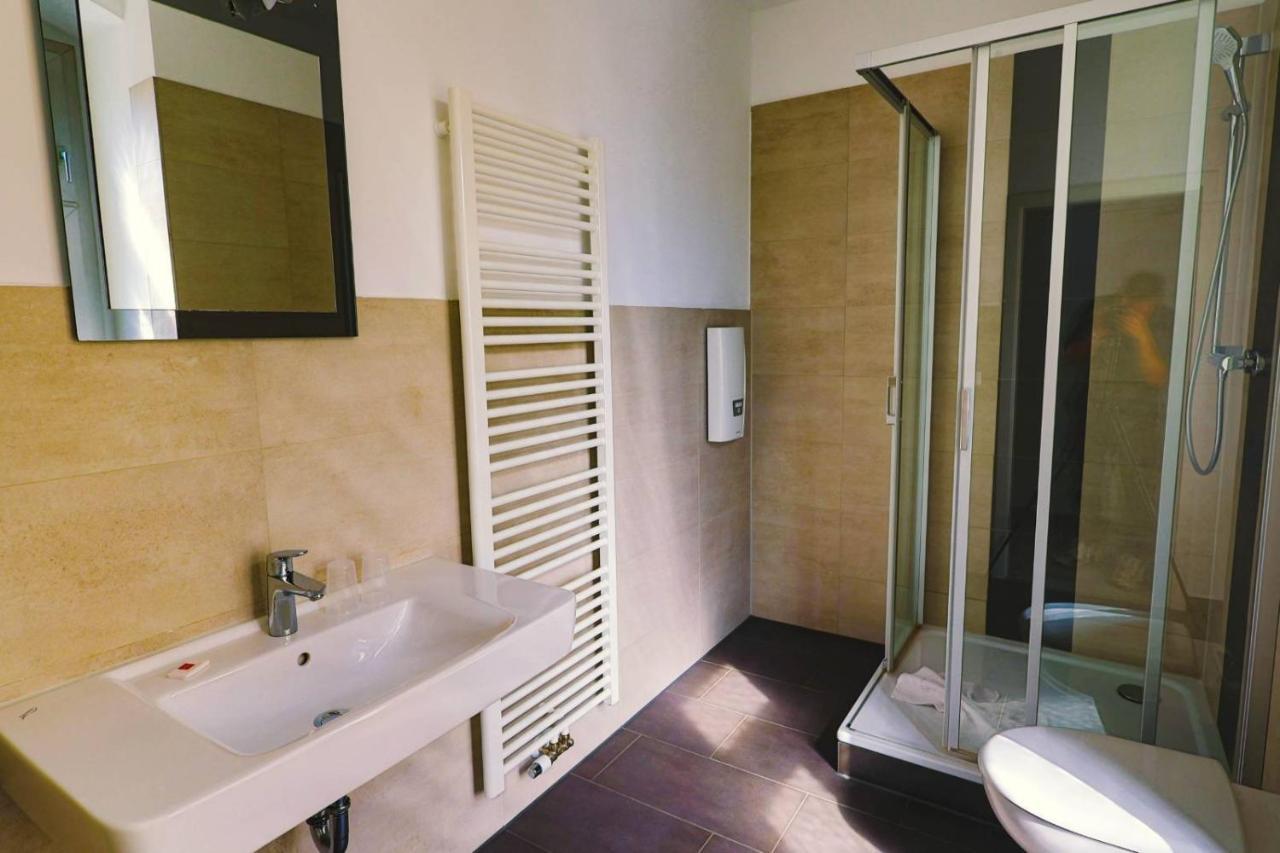 Ryde & Hyde Budget Hotel Drezda Kültér fotó